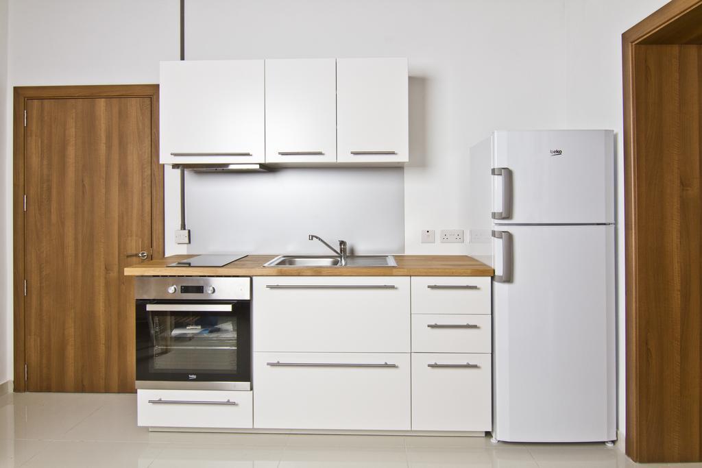 Nula Aparthotel Saint Julian's Ngoại thất bức ảnh